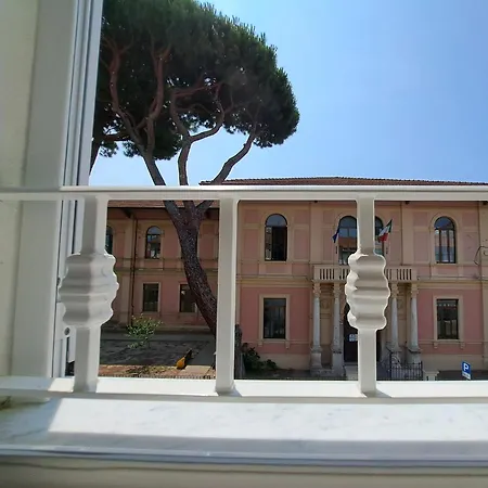 Casa Marina In Centro A Pochi Passi Dal Mare * Viareggio